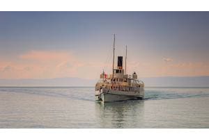 Le Bateau Le Bateau