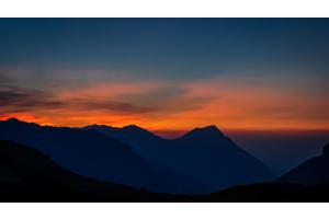 Sonnenuntergang auf der Bundalp (Kiental BE) Sonnenuntergang auf der Bundalp (Kiental BE)