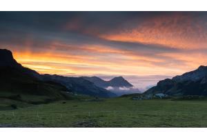 Abendstimmung Bundalp (Kiental BE) Abendstimmung Bundalp (Kiental BE)