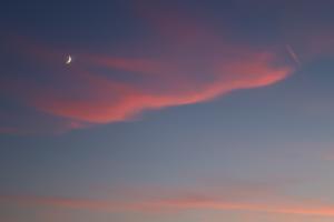 Mond in roten Wolken Mond in roten Wolken