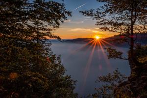 Sonnenaufgang am Creux du Van Sonnenaufgang am Creux du Van
