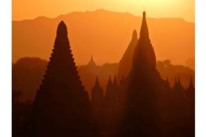 Silhouetten von Bagan Silhouetten von Bagan