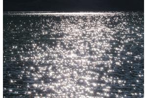 Funkelndes Wasser in Melchsee Frutt