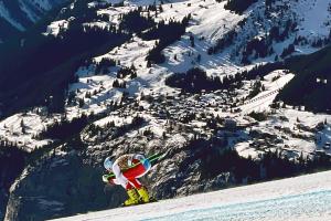 In Eile hoch über Mürren, Lauberhornrennen