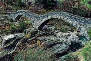 "Römerbrücke" (Ponte dei Salti, Tessin)