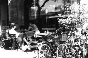 Straßencafé
