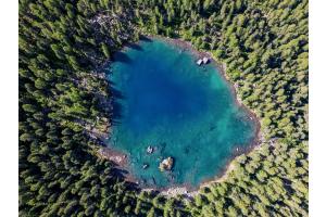 Magical Lake in the Swiss Alps Magical Lake in the Swiss Alps