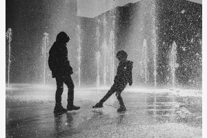 Fun water. Bundesplatz Bern