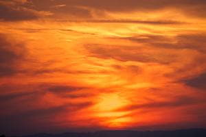 Wolkenglühen beim Sonnenuntergang