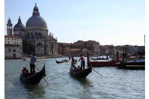 Wasserstrasse in Venedig