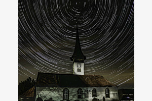 Kirchenthurnen, Startrailaufnahme mit Polarstern