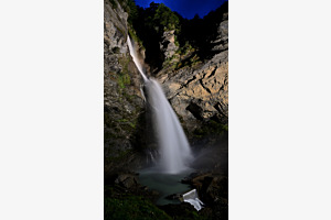 Rychenbachfall bei Dämmerung