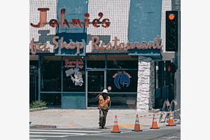 Bernie's coffe shop