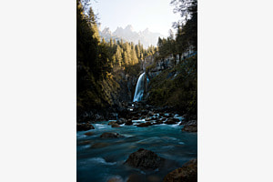 Wasserfall im Berner Oberland Wasserfall im Berner Oberland
