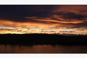 Sonnenaufgang über dem Seeland Sonnenaufgang über dem Seeland
