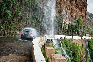 "Autowaschstrasse" - Madeira (P)