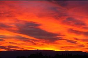 Der Himmel brennt