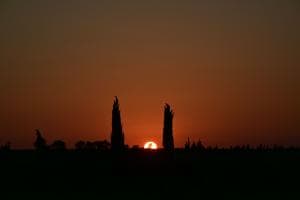 Sonnenaufgang bei Vendres, Dép. de l'Hérault, Frankreich Sonnenaufgang bei Vendres, Dép. de l'Hérault, Frankreich