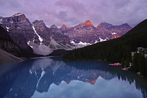 Sonnenaufgang über dem Lake Moraine
