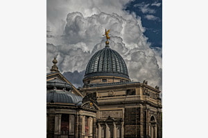 "Zitronenpresse" Dresden mit Schutzengel