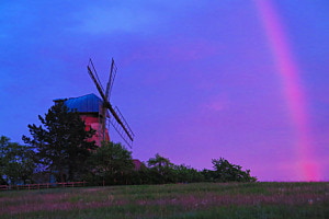 Mühle mit Regenbogen