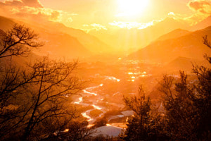 GLODER HOUR VALLEY