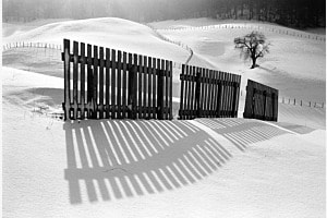 Schneelandschaft mit Zaun Schneelandschaft mit Zaun