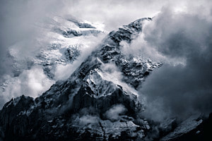 Mountains Mountains