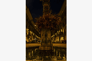 Weihnachtsdedoration in der Altstadt Bern
