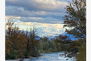 Wolken über der Aare