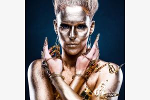 Woman in gold