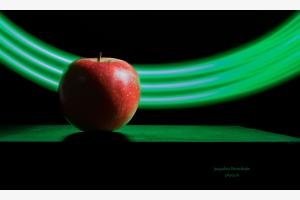 Leuchtender Apfel