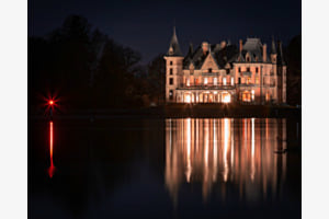 Signallicht Hafeneinfahrt beim Schloss Schadau