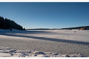 Lange Schatten am Lac des Taillières