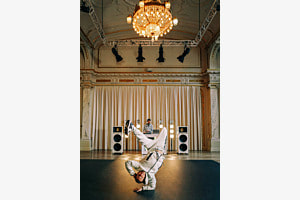 Talentierter Breakdancer