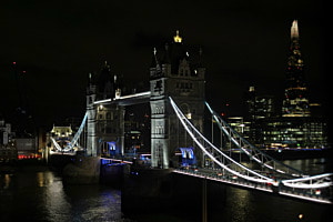 Tower Bridge bei Nacht