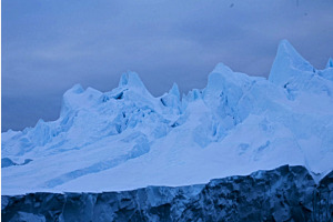 69° 12′ 59″ N, 51° 6′ 0″ W