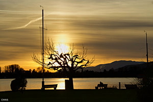 Coucher au bord du lac