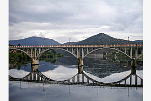 Brücke über dem Douro