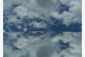 Gespiegelte Wolken