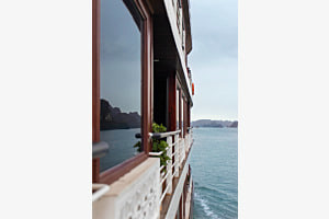 Dschunke in der Halong Bucht 