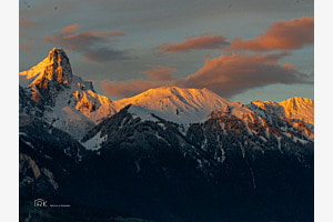 Stockhornkette im Sonnenaufgang