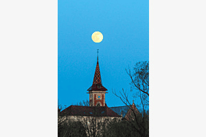 Der Mond ist aufgegangen Der Mond ist aufgegangen