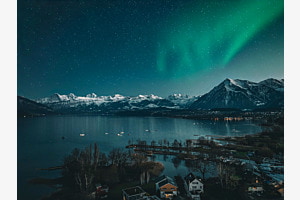 Polarlichter über dem Thunersee