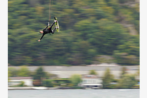 Fliegen über den Bielersee