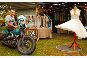 Der moderne James Dean, Marilyn Monroe und Harley Davidson