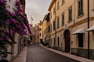 Lazise