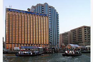 Reich und arm in Dubai