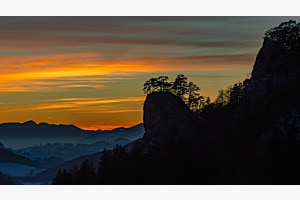 winterliche Abendstimmung im Jura