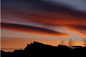 Letzte Wolken einer Winternacht